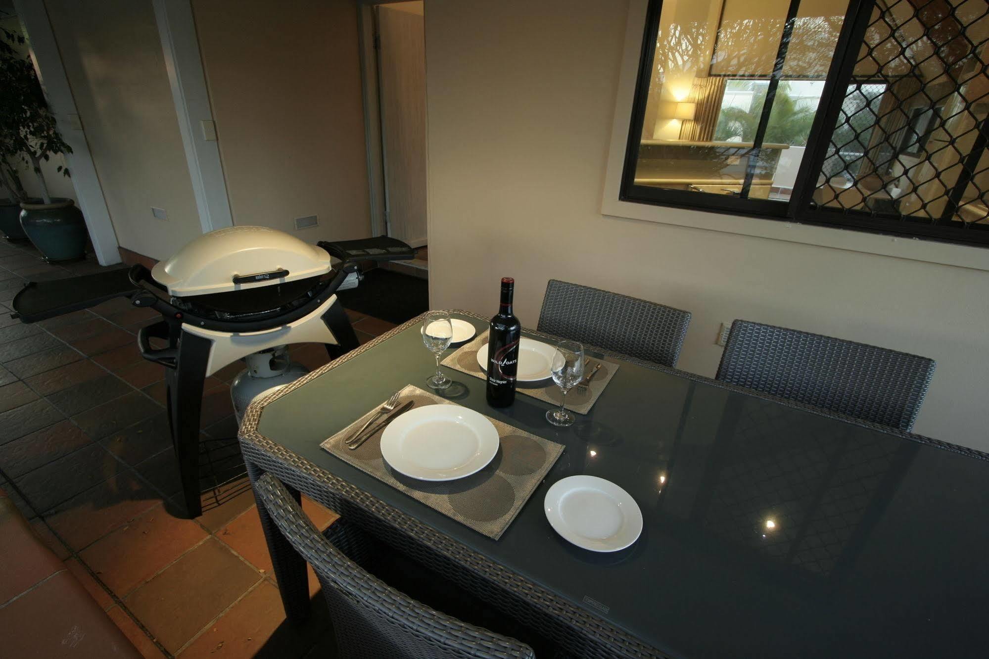 Hotel Waves Byron Bay Exterior foto